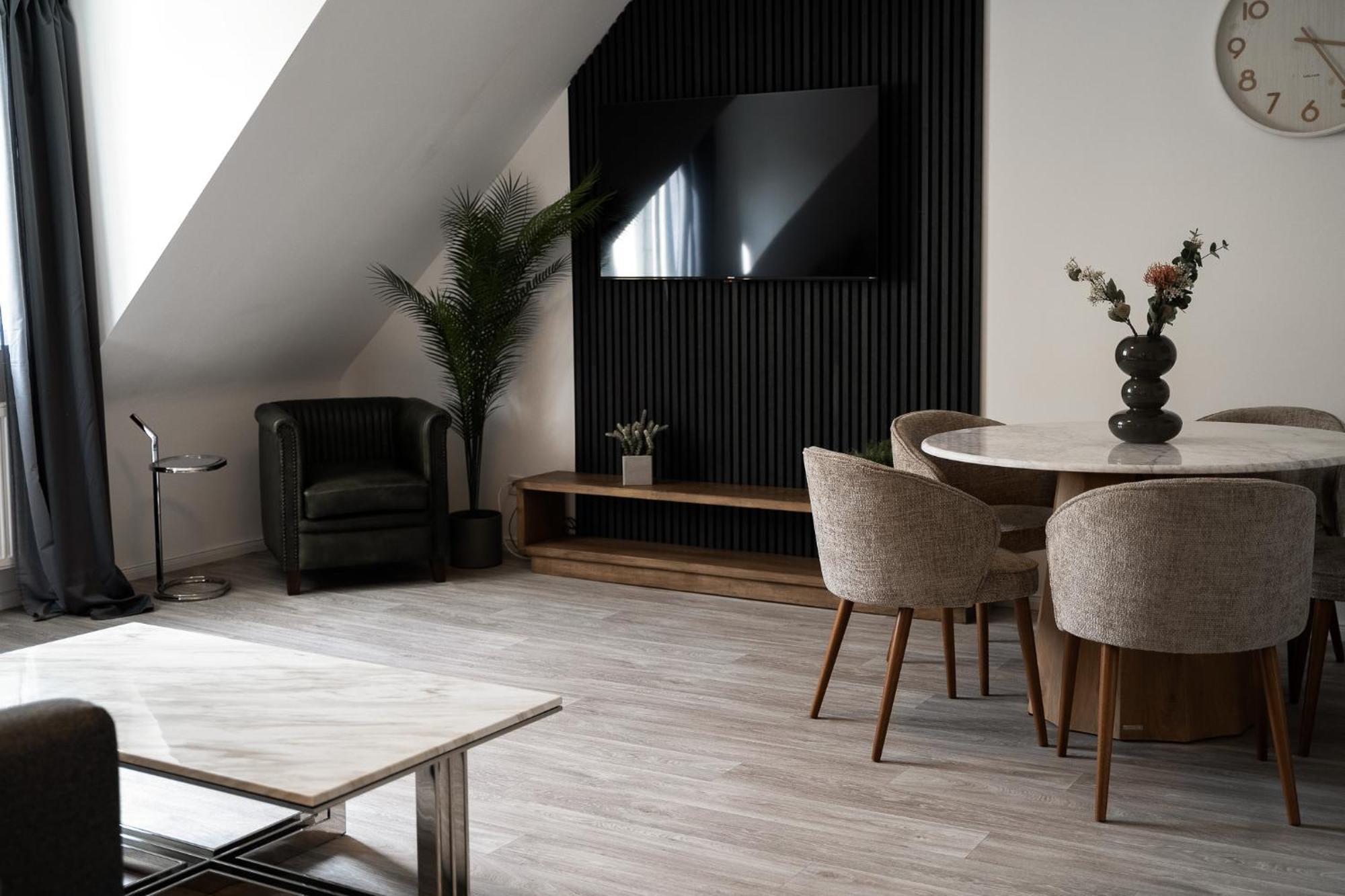 Ferienwohnungen Im Stadtzentrum -Junik Apartments Krefeld Exteriér fotografie